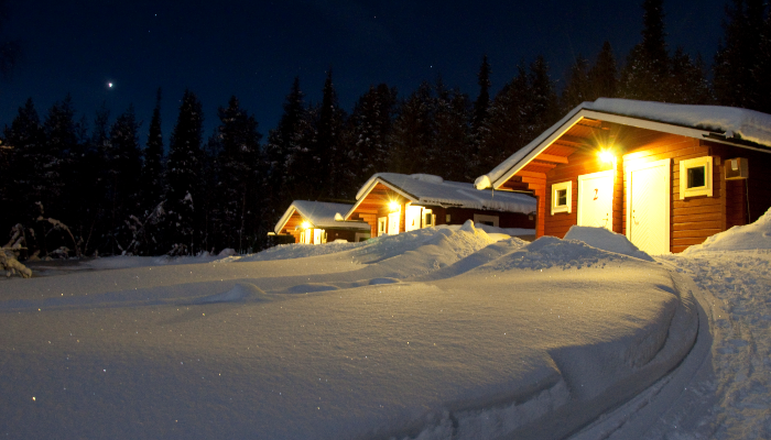 Lappeasuando night time cabins